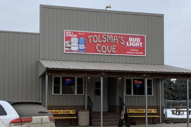 SUNDAY DINNER OFFERED AT TOLSMA’S COVE
