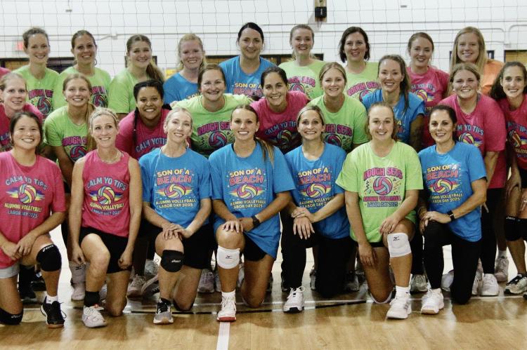 Back row, from left: Amy Tyler, Kelsey BeBey, Serena Voller, Alexa Wunder, CJ McNinch, Abby Burnsing, Alexandra Dvorak, Ashely Gullikson, Jessa Doom, Janelle Bormann, Karlee Friese, Brooklyn Marasco-Ayua, Kimberley VanWinkle, Kristan Soukup, and Stacey Kn