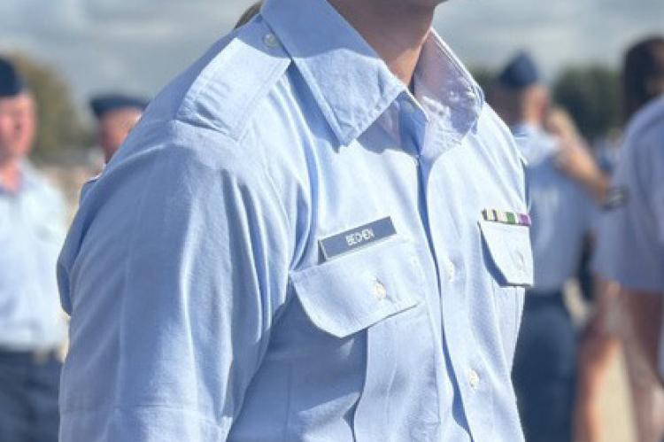 TOP GUN DISTINCTION