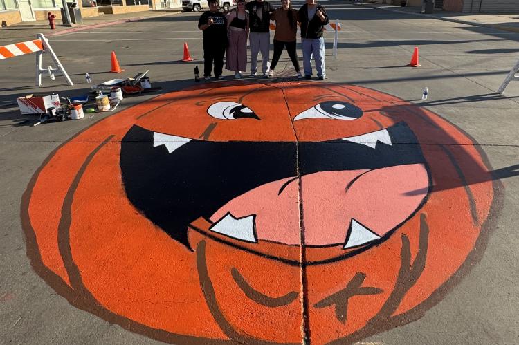 WAGNER ART STUDENTS SHOW OFF THEIR HALLOWEEN SPIRIT