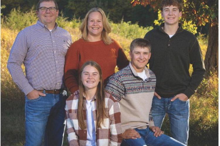 Paul and Annie Thury with children Lincoln, Landon and Rilyn.
