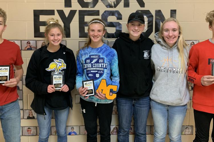 ANDES CENTRAL/DAKOTA CHRISTIAN CROSS COUNTRY END-OF-SEASON AWARDS PRESENTED
