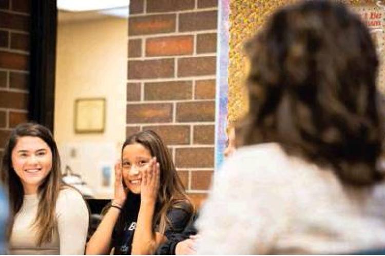 GOVERNOR NOEM VISITS WAGNER JAG STUDENTS