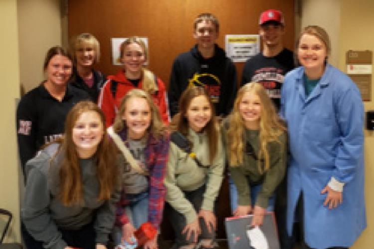 HOSA MEMBERS TOUR USD MEDICAL FACILITIES