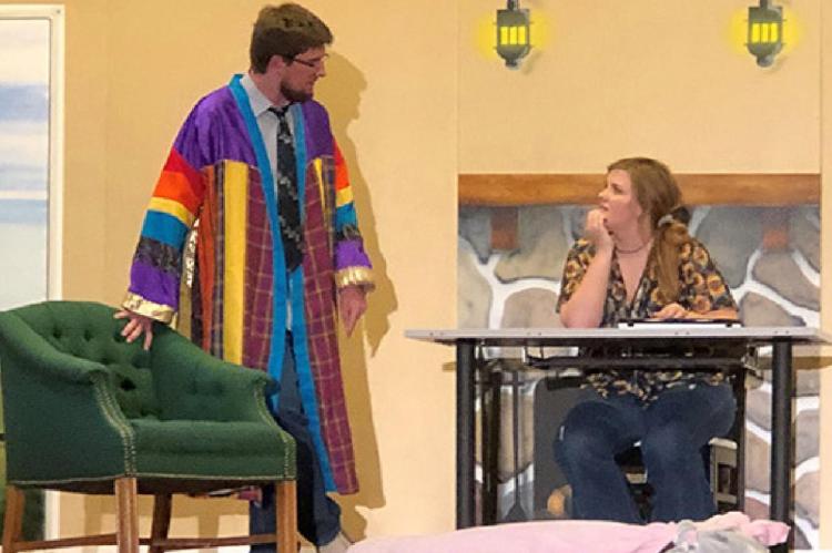 AVON SCHOOL PRESENT DINNER THEATER