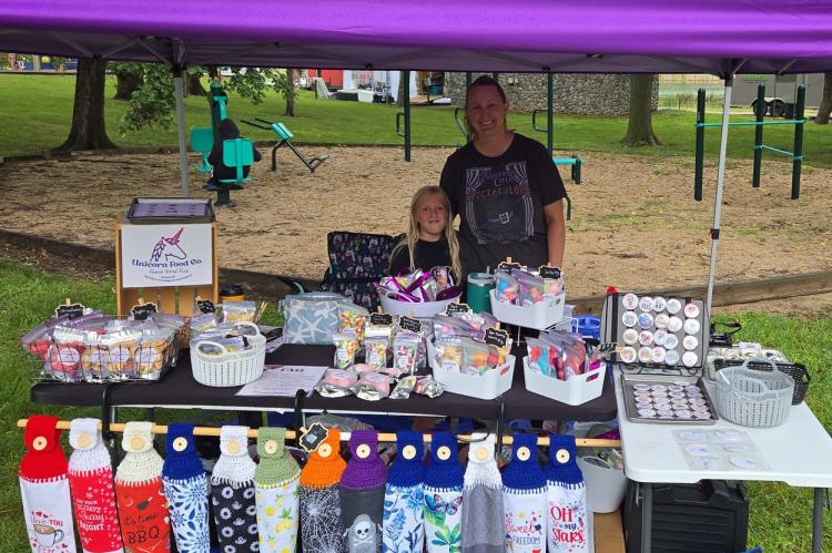 LABOR DAY FESTIVAL IN THE PARK