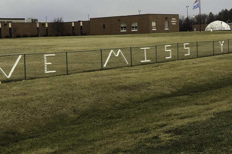 WAGNER COMMUNITY SCHOOL SENDS NOTE TO STUDENTS