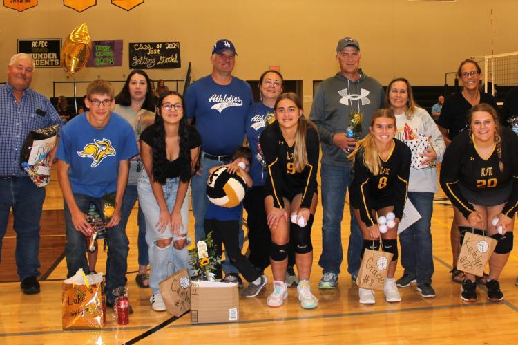 Back row, from left: Mike Dangel, Charlotte Pesicka, Andy Ronfeldt, Brandi Ronfeldt, Dave Ronfeldt, Patti Ronfeldt, Kristin Dvorak, and Mike Dvorak. Front row, from left: Luke Dangel, Rory Kiyukan, Holden Ronfeldt, Cambria Ronfeldt, Gracie Ronfeldt, and K