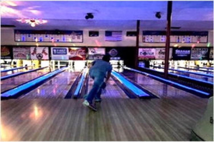HIGH SCHOOL BOWLING PARTY