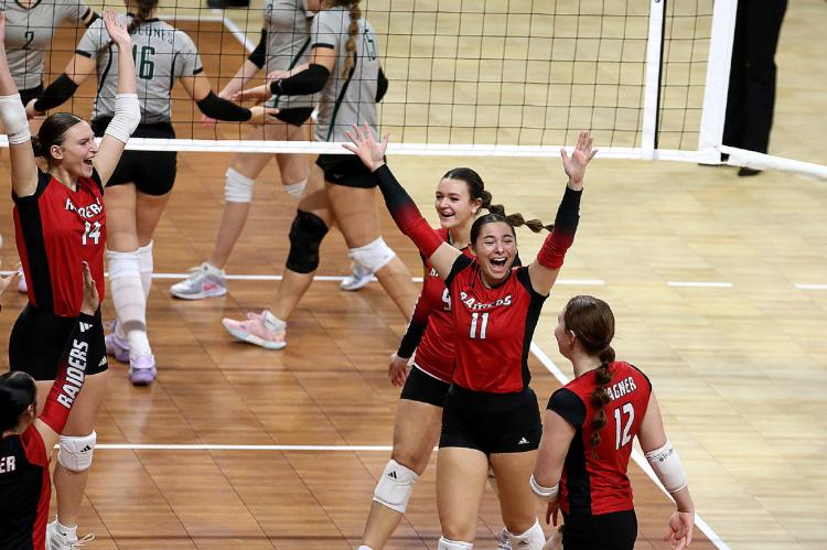 Photos by Duncan Martin, Rodney Haas and Matt Gade of 605 Sports.