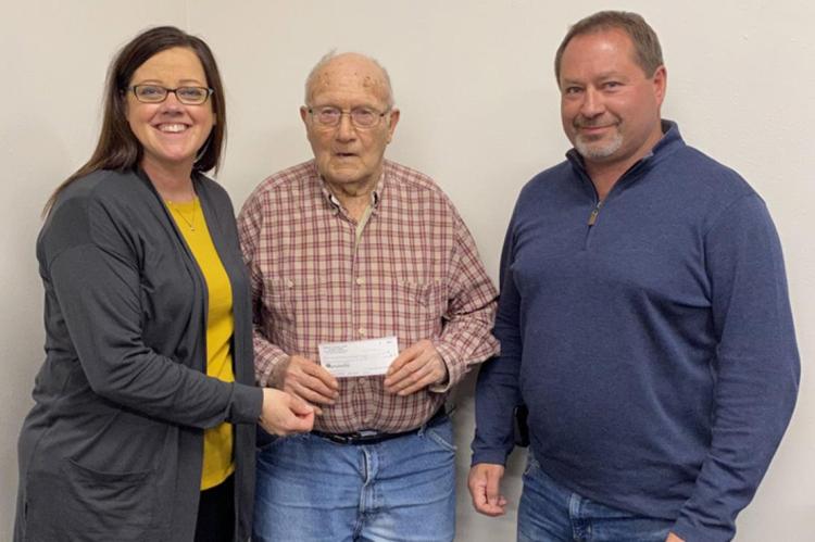 WOODS' DONATION RECEIVED BY WAGNER CEMETERY ASSOCIATION