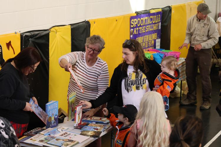 LAKE ANDES TRUNK OR TREAT