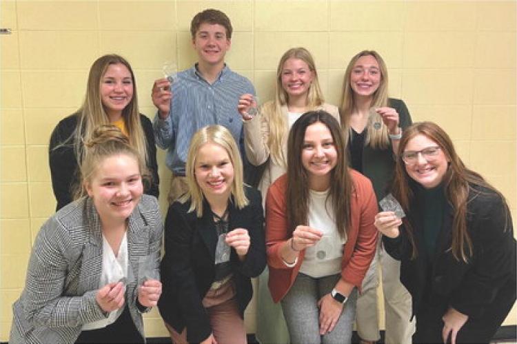 ORAL INTERP TEAM REGION RESULTS