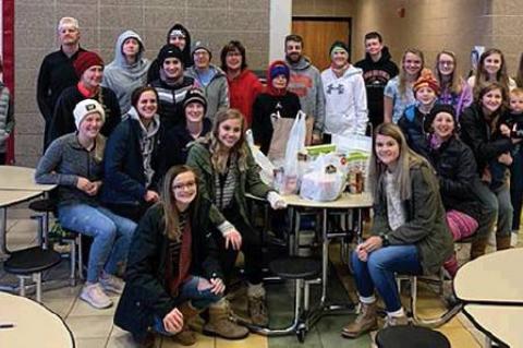 TURKEY TROT HELPS FILL SHELVES AT LOCAL FOOD PANTRY