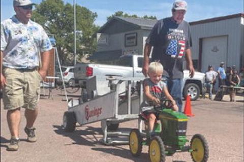 KIDS PEDAL PULL