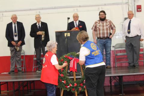 WAGNER PAYS TRIBUTE TO AMERICA’S FALLEN HEROES
