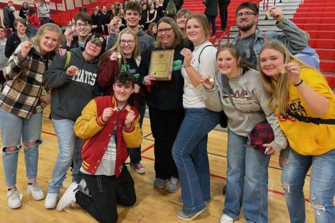 AVON ONE-ACT BRINGS HOME GOLD