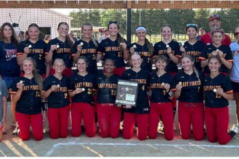 AVON LADY PIRATES