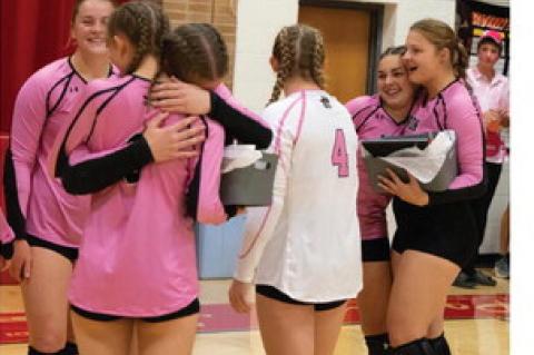 LADY PIRATES EDGE ETHAN IN FIVE-SET THRILLER