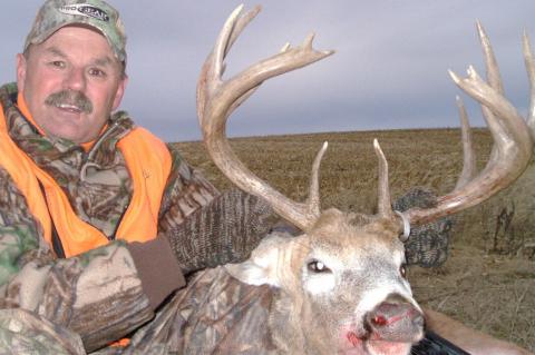 DEER HUNTING TIPS
