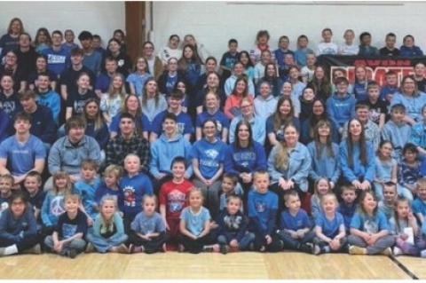 AVON STUDENTS SHOW SUPPORT FOR CHILD ABUSE AWARENESS