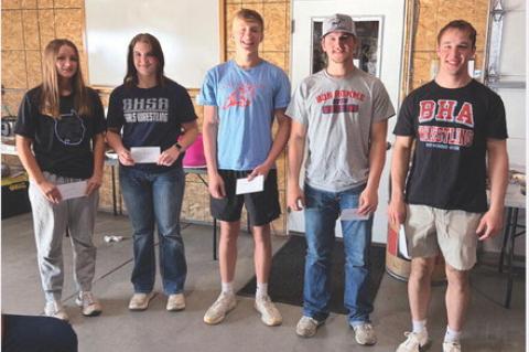 The Bon Homme Youth Wrestling Club proudly awarded $500 scholarships to five senior wrestlers. Pictured from left are Brittaney Rueb, Hope Kemnitz, Caden Zomer, Payten Nielsen, and Luke Guthmiller. We are proud of these young athletes for the way they represent themselves both on and off the mat. Courtesy Photo