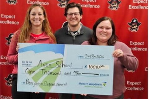 MODERN WOODMEN MAKE DONATION TO AVON PLAYGROUND FUND