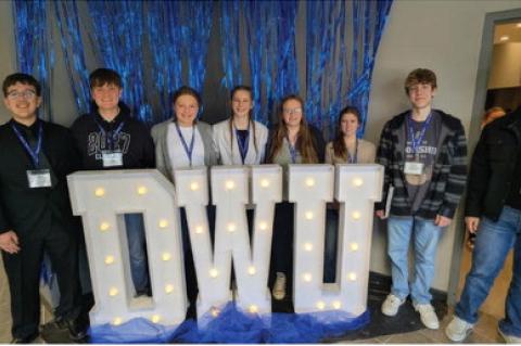 In preparation for All-State Choir in Sioux Falls October 31-November1,choirstudentshavehadacoupledayswherethey have gone and worked on the pieces they will be performing. This past week, they were at DWU!
