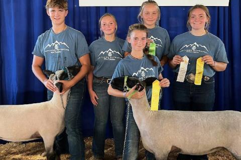 FFA MEMBERS REPRESENT ANDES CENTRAL AT SOUTH DAKOTA STATE FAIR