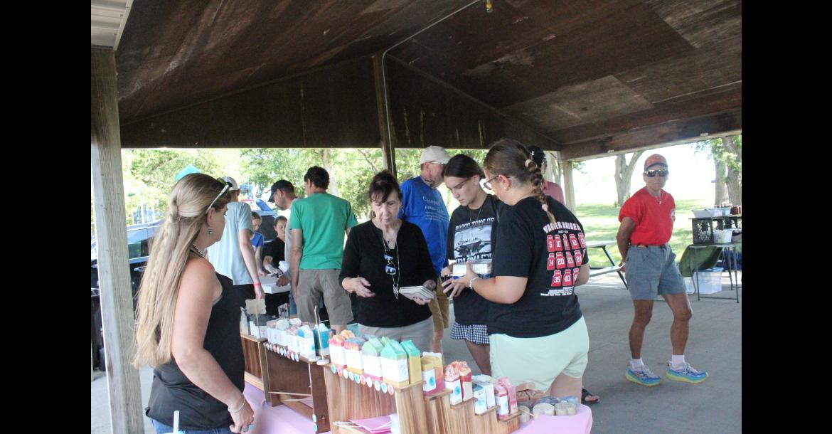 COMMUNITY TURNS OUT FOR FARMERS MARKET SEASON OPENER