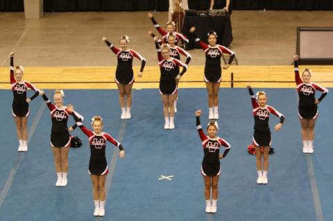 WAGNER CHEER TEAM COMPETES AT 2020 STATE CHEER COMPETITION