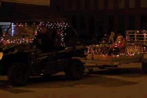 PARADE OF LIGHTS FILLS THE STREETS