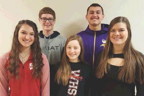 WAGNER QUIZ BOWL TEAM TO COMPETE