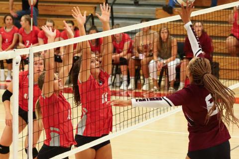 	RAIDERS FALL TO PANTHERS IN FOUR SETS