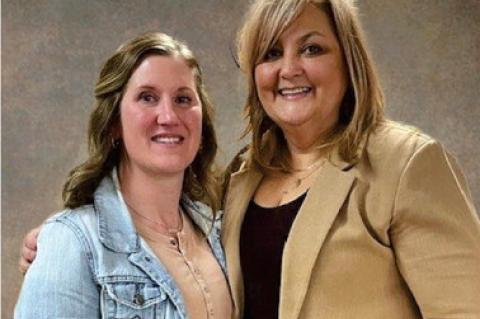 Shauna Meyerink (left), Finance Ofcer of Platte, and Debbra Houseman (right), City Administrator and Finance Ofcer of Wagner, were re-elected Chair and Vice Chair respectively of the South Dakota Municipal LeagueMs District 4. Area municipal ofcials elect