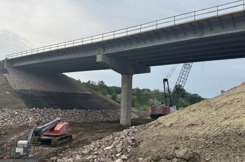 U.S. HIGHWAY 18 REMAINS CLOSED AS WORK CONTINUES ON THE BRIDGE
