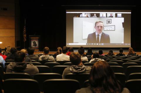 Article Image Alt Text