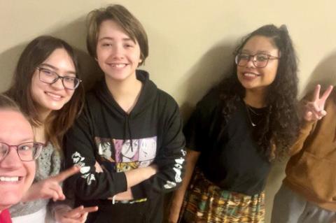 Article Image Alt Text