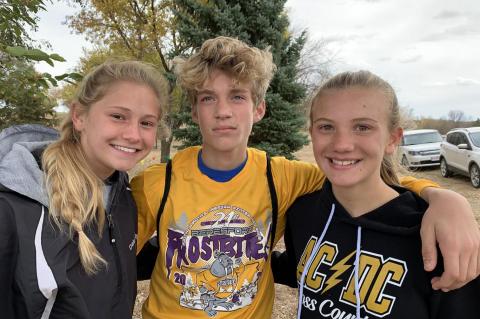 AC-DC THUNDER CROSS COUNTRY RUNNERS HEADING TO STATE