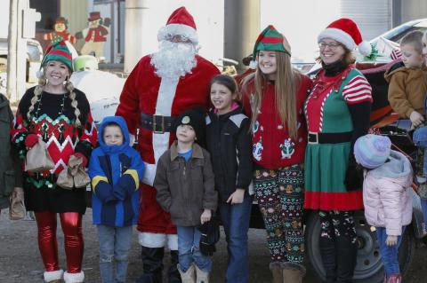 SANTA MAKES A STOP IN AVON