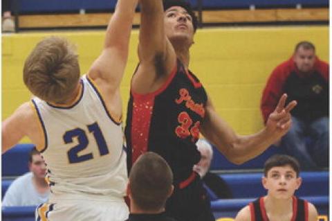 Al'ShamonGuntergoesupfortheopeningtiptobeginRegion4BactioninHurley.