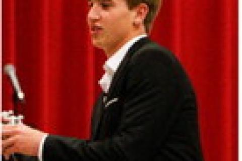 Article Image Alt Text