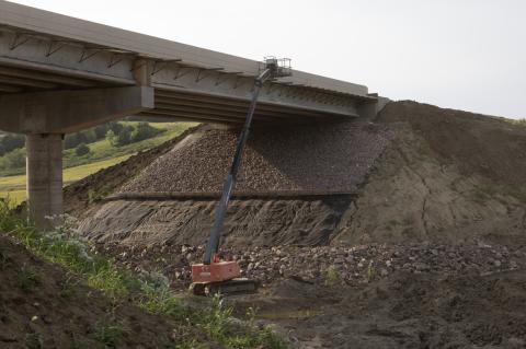 WORK CONTINUES ON THE BRIDGE REPLACEMENT PROJECT