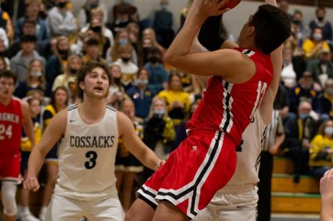 RAIDERS END SEASON AT SODAK 16