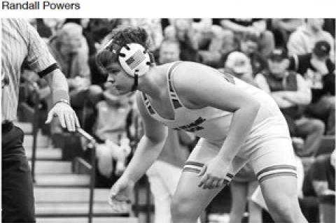 EIGHT WRESTLERS PLACE IN INVITATIONAL