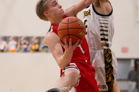 WAGNER BOYS FALL SHORT AGAINST HANSON