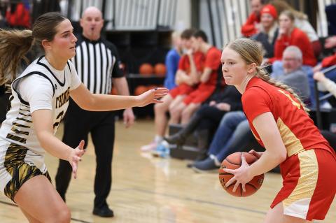 THUNDER GIRLS FALL TO AVON AT HOME