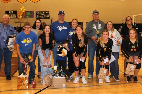 Back row, from left: Mike Dangel, Charlotte Pesicka, Andy Ronfeldt, Brandi Ronfeldt, Dave Ronfeldt, Patti Ronfeldt, Kristin Dvorak, and Mike Dvorak. Front row, from left: Luke Dangel, Rory Kiyukan, Holden Ronfeldt, Cambria Ronfeldt, Gracie Ronfeldt, and K