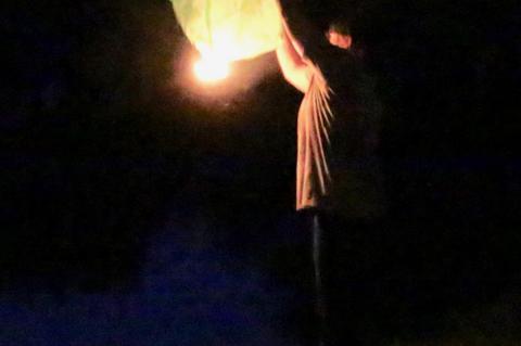 LANTERNS RELEASED AT WAGNER CANCER WALK