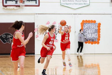 RAIDERS FALL TO VERMILLION